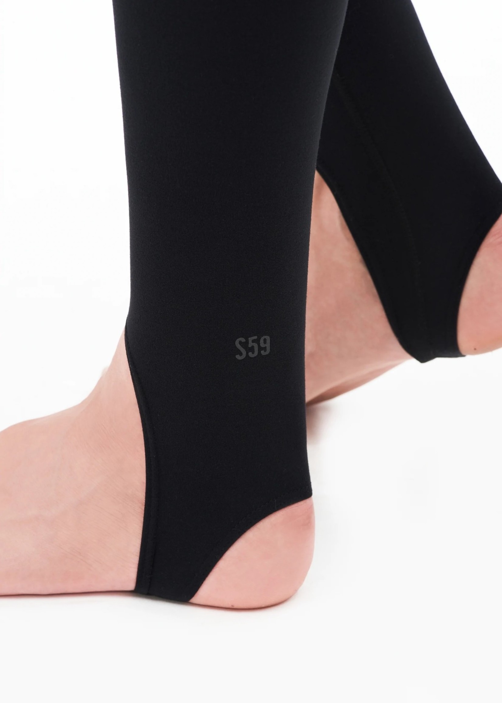 Splits59 River High Airweight Stirrup Black