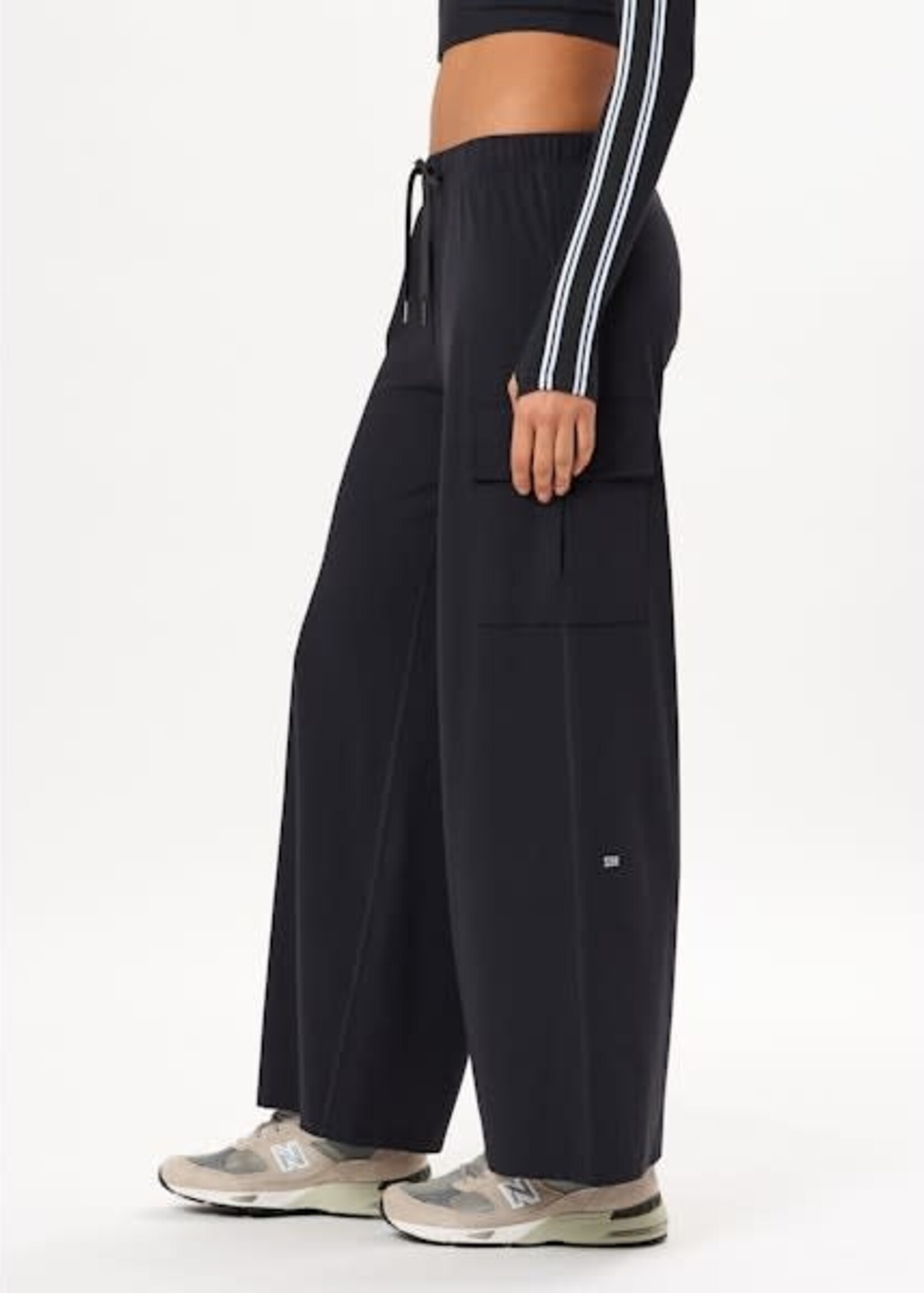 Splits59 Alex Airweight Cargo Pant Black