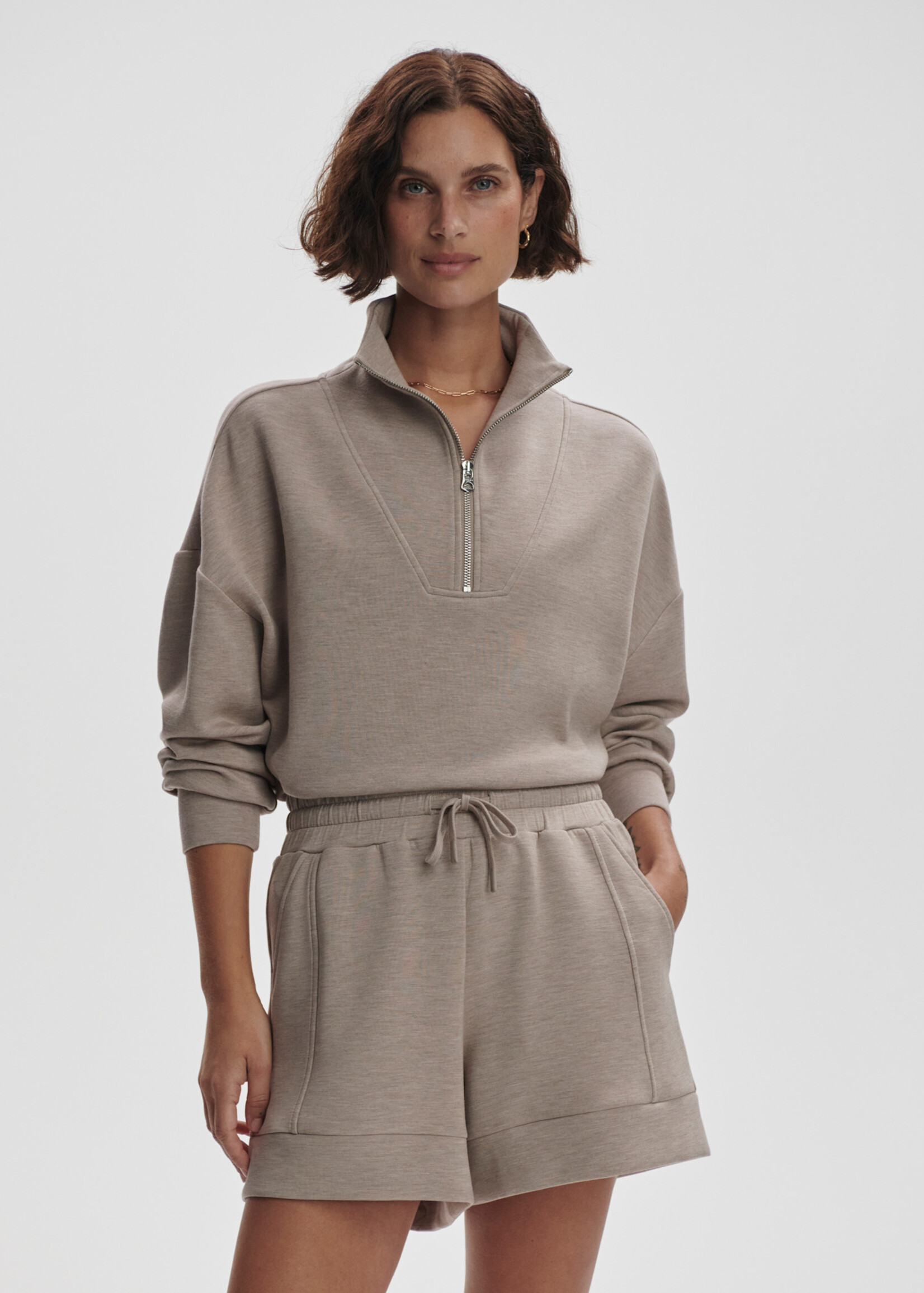 Varley Atrium High Rise Short 4.5 Taupe Marl