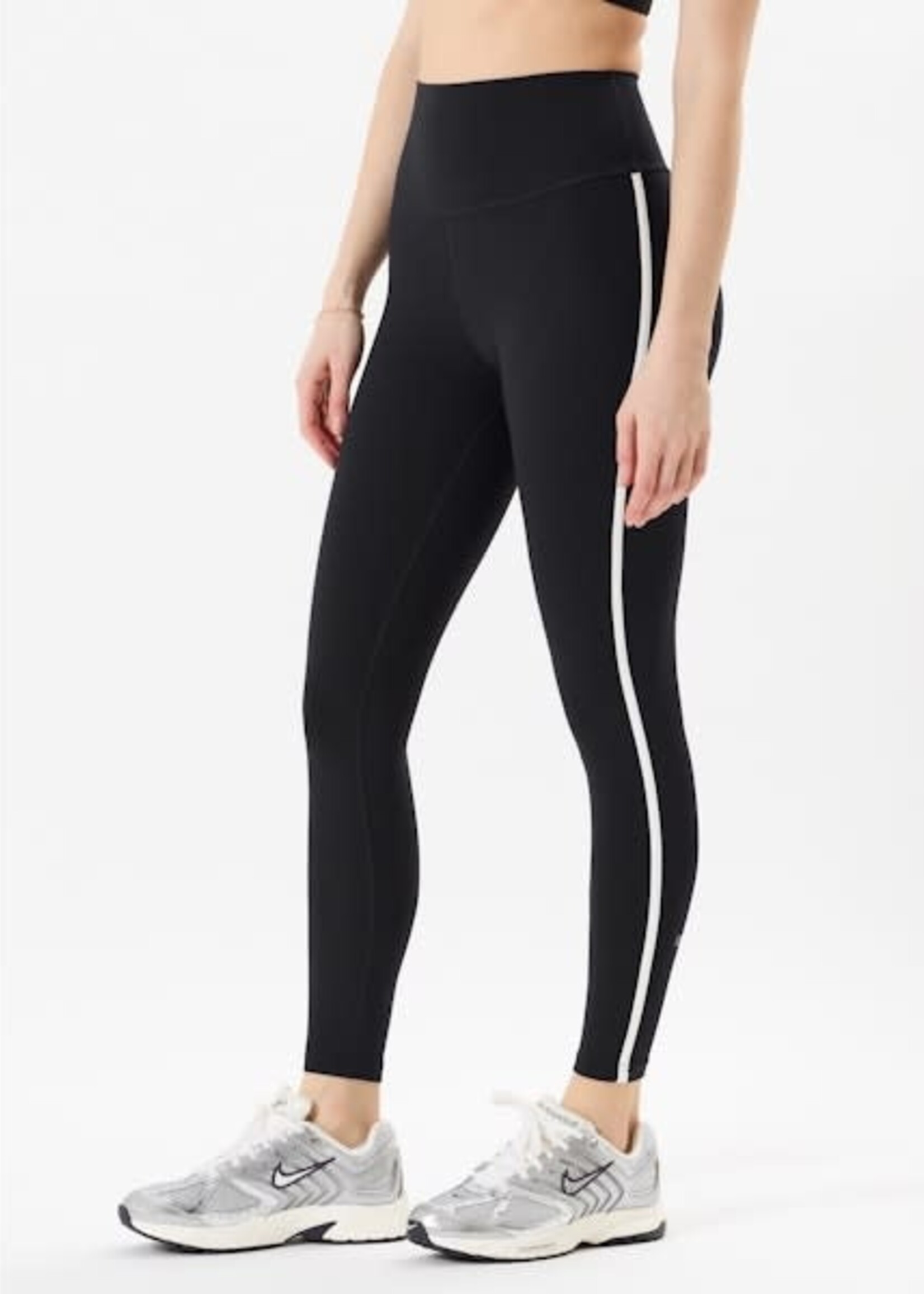 Splits59 Amber Airweight 7/8 Black/White