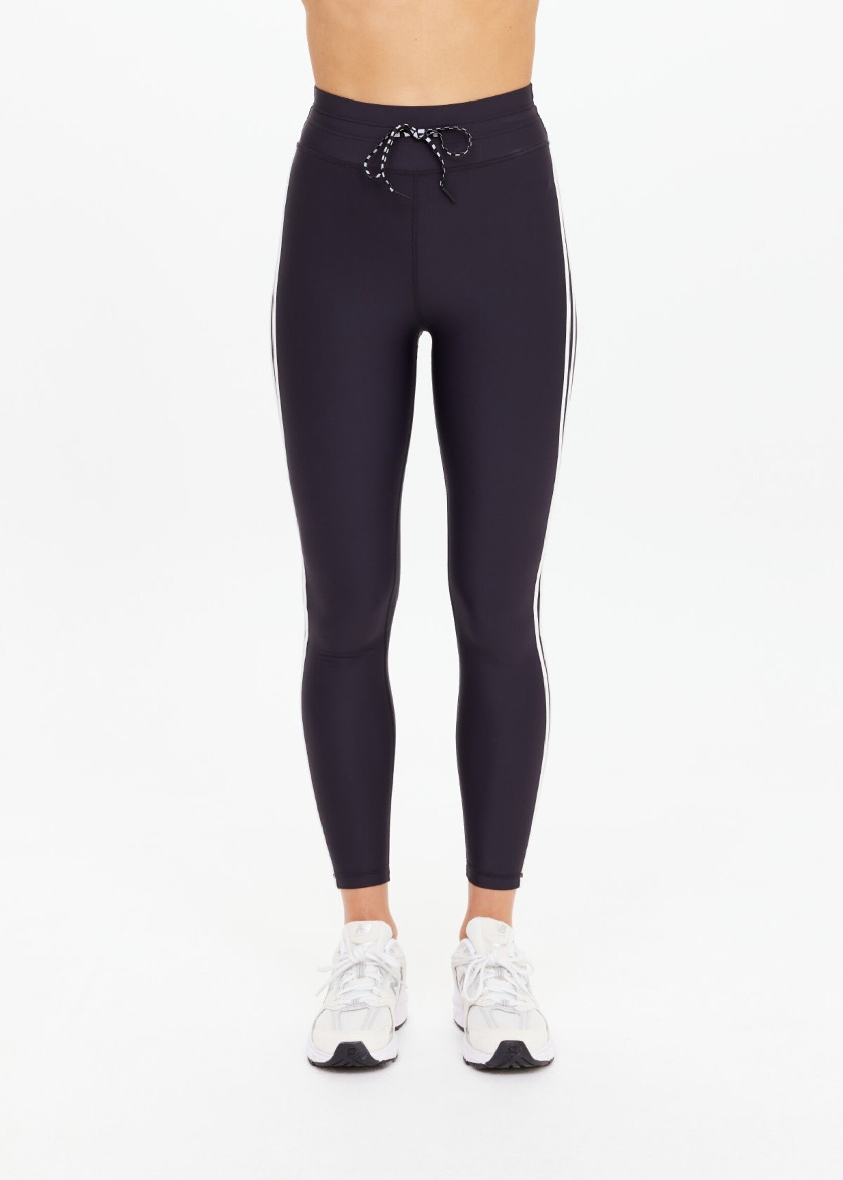 The Upside Oxford 25in Midi Pant Black