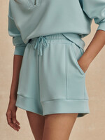 Varley Atrium High Rise Short 4.5 Porcelain Blue