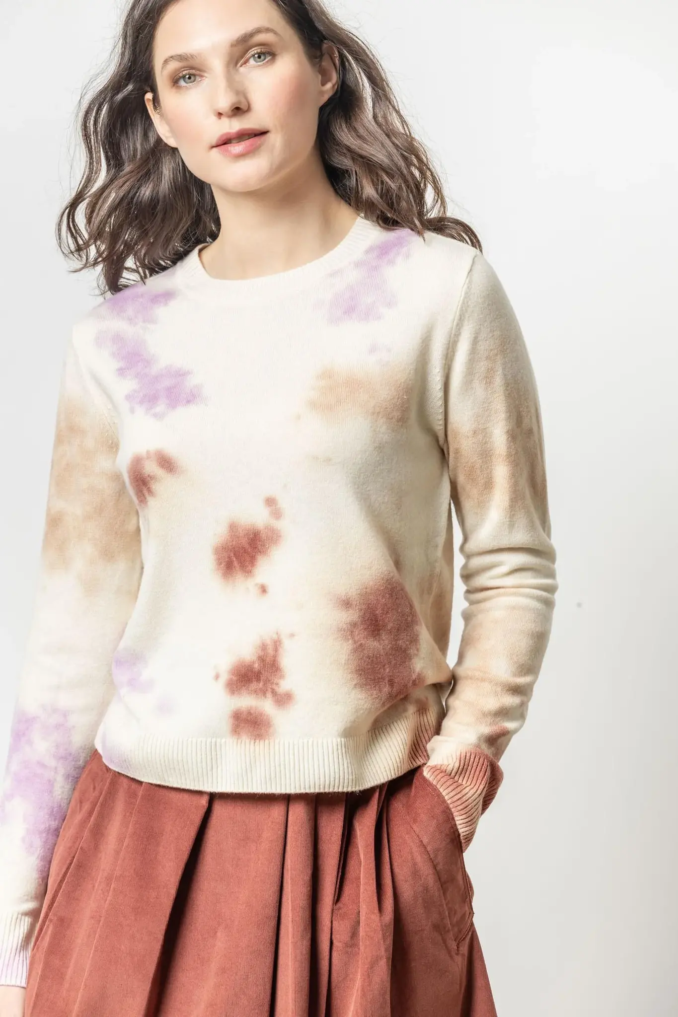 Womens tie dye crewneck sweatshirt hotsell