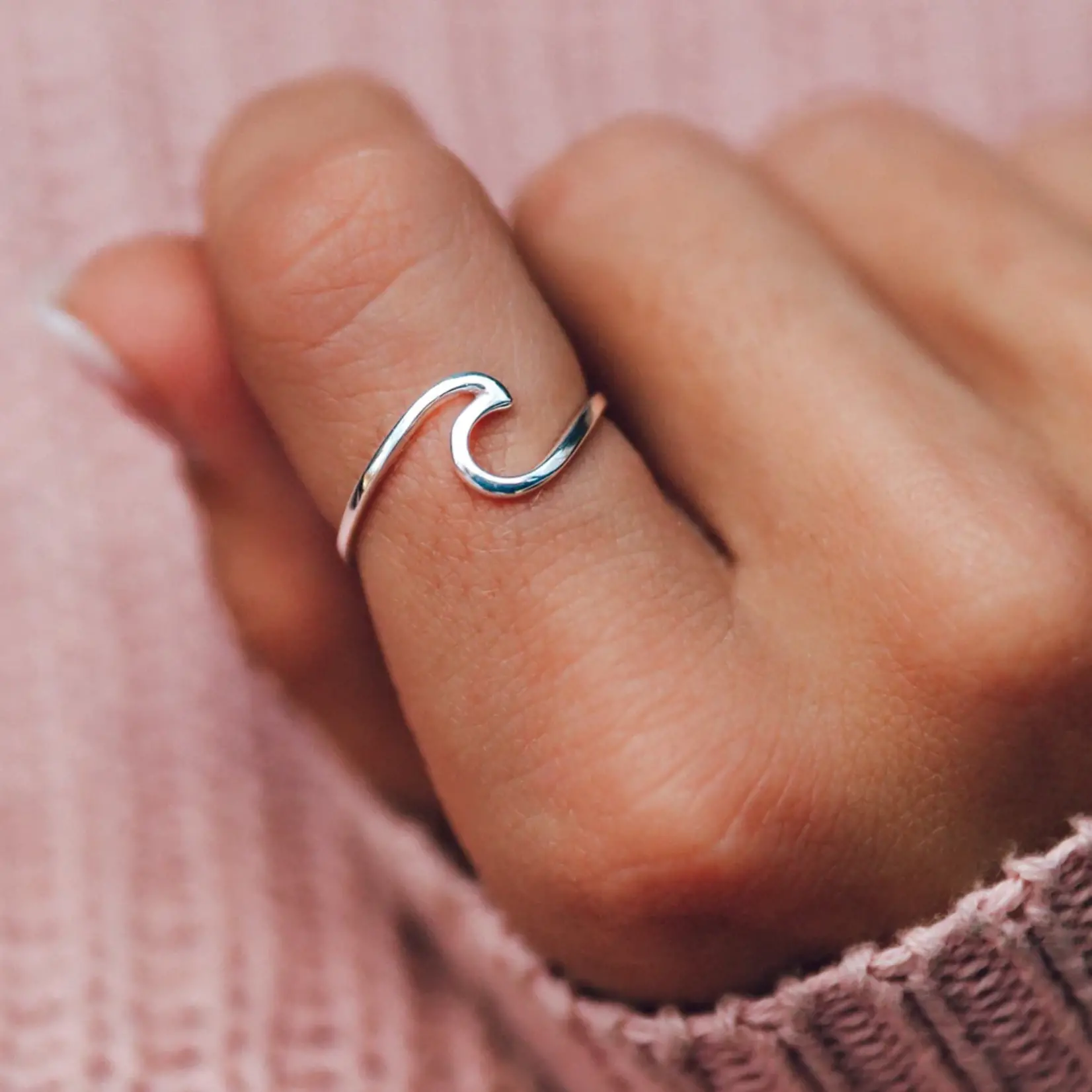 PURAVIDA PURAVIDA WAVE RING SIZE: 7: SILVER