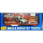 Lindberg 1/25 Build/Display Security Car