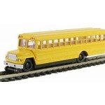 Bachmann HO Bus w/Highrailers