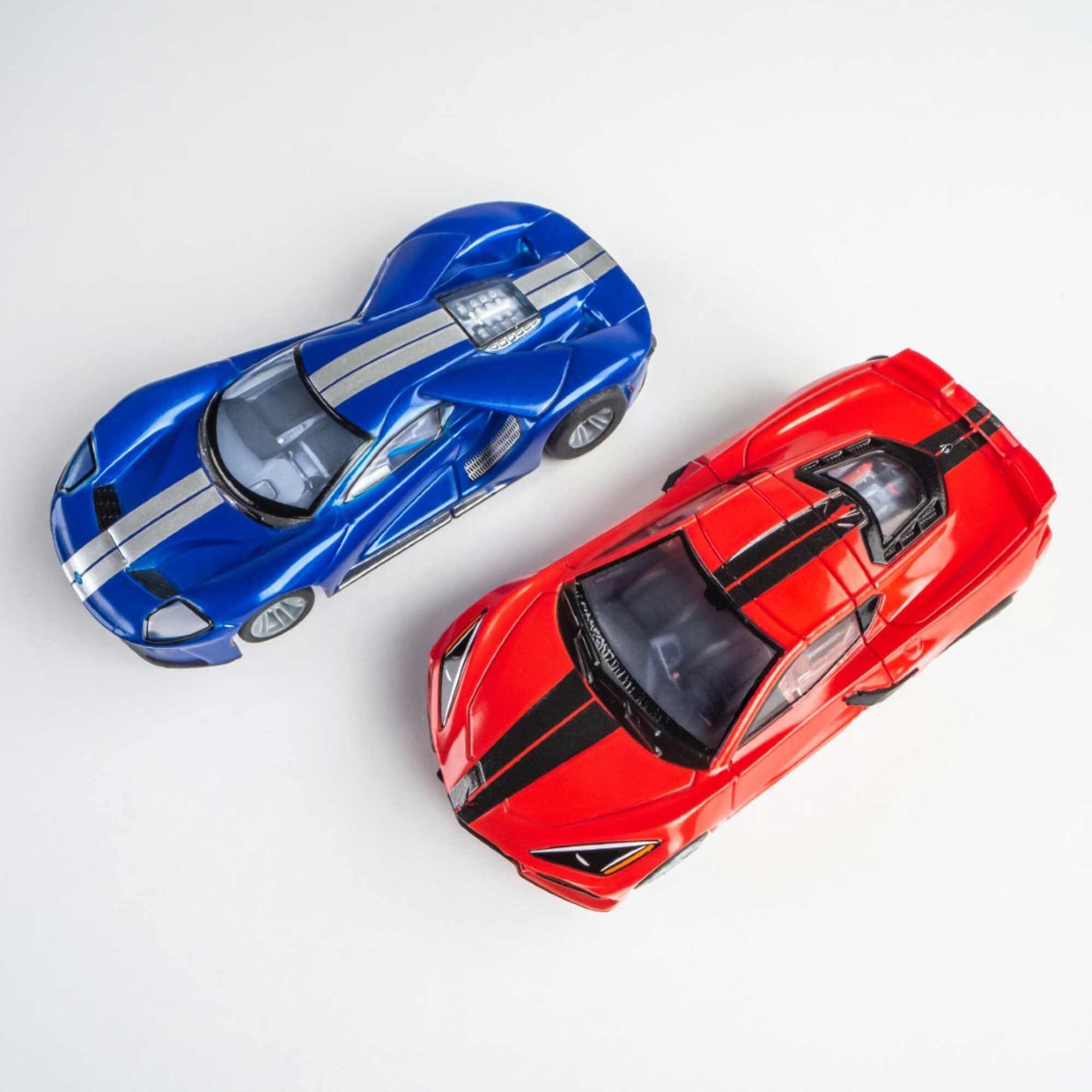 AFX Slot Cars Super Cars 15-Foot Mega G+ HO Slot Car Track Set