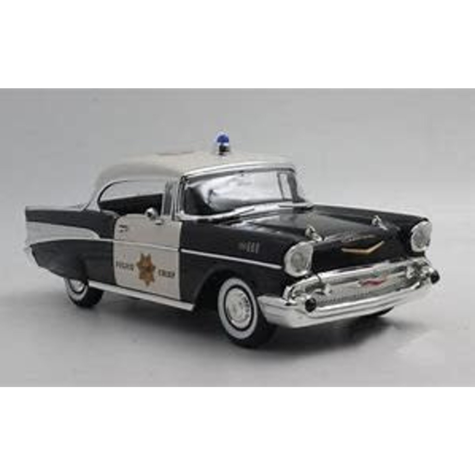 Road Signature 1957 Chevrolet Bel Air Police 1/18 Diecast Model Car