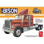 AMT 1/25 Chevy Bison Conventional Tractor Cab