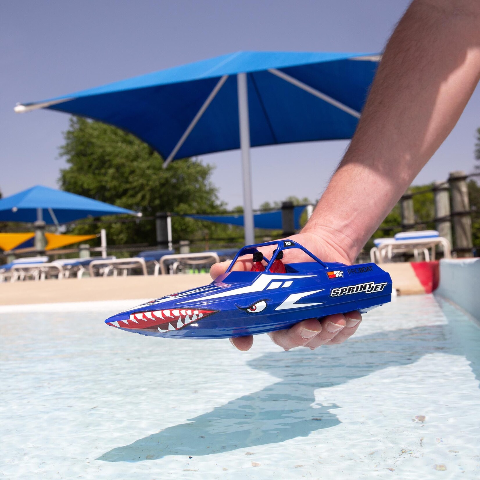 ProBoat Sprintjet 9" Self-Righting Deep-V Jet Boat Brushed RTR, Blue