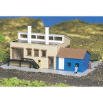 Bachmann N Built Up Factory with Accessories