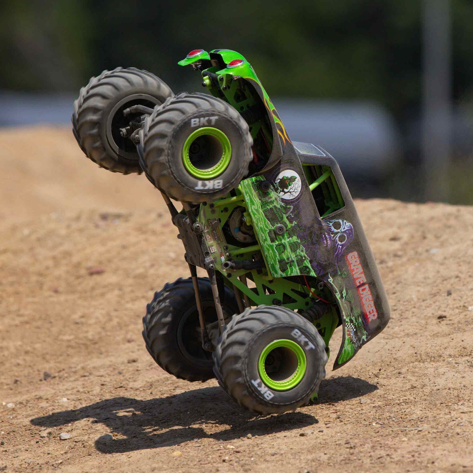 Losi 1/18 Mini LMT 4X4 Brushed Monster Truck RTR, Grave Digger