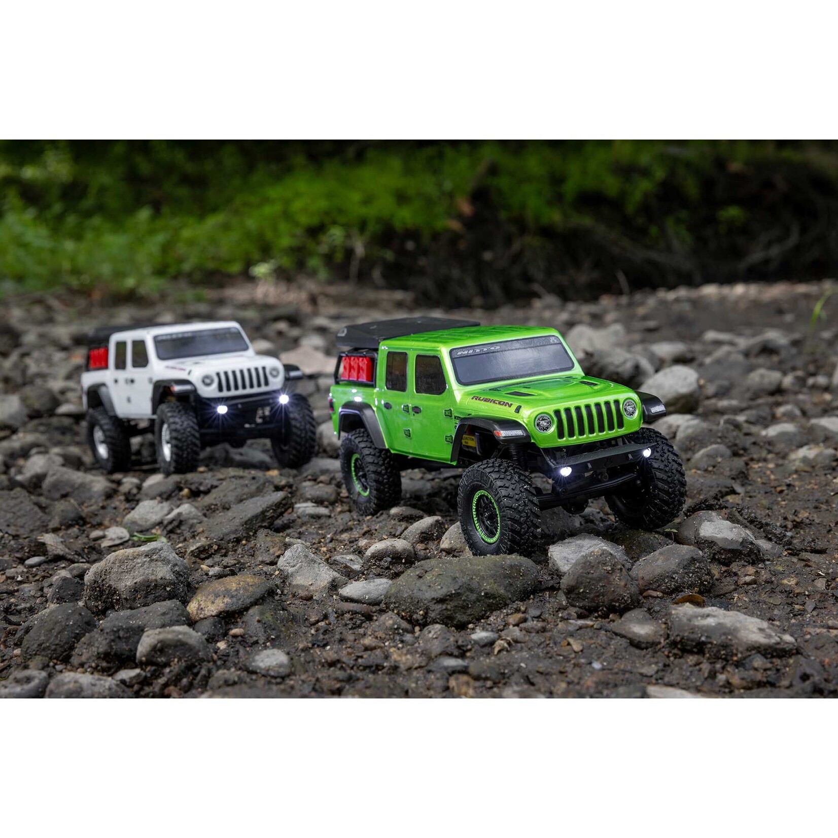 Axial 1/24 SCX24 Jeep JT Gladiator 4WD Rock Crawler Brushed RTR, Green