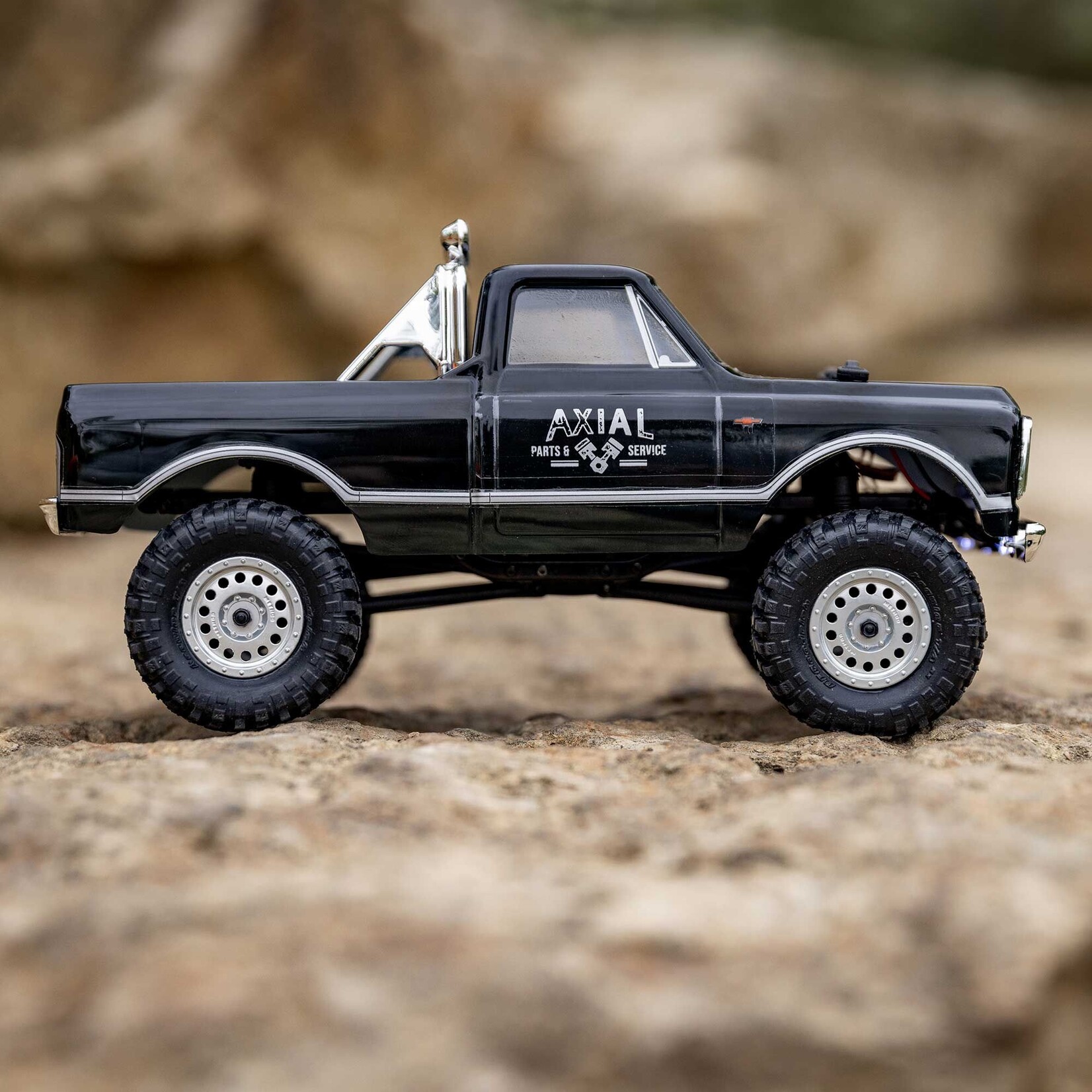 Axial 1/24 SCX24 1967 Chevrolet C10 4WD Brushed Truck RTR, Black
