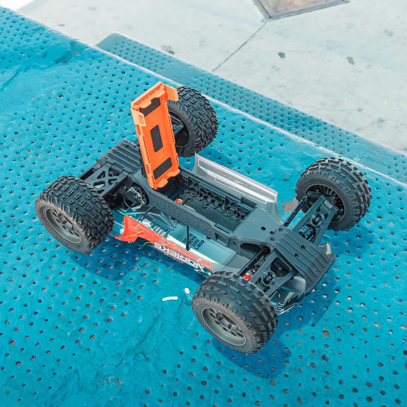 Arrma 1/10 VORTEKS MEGA 550 2WD Stadium Truck RTR with Battery & Charger, Orange