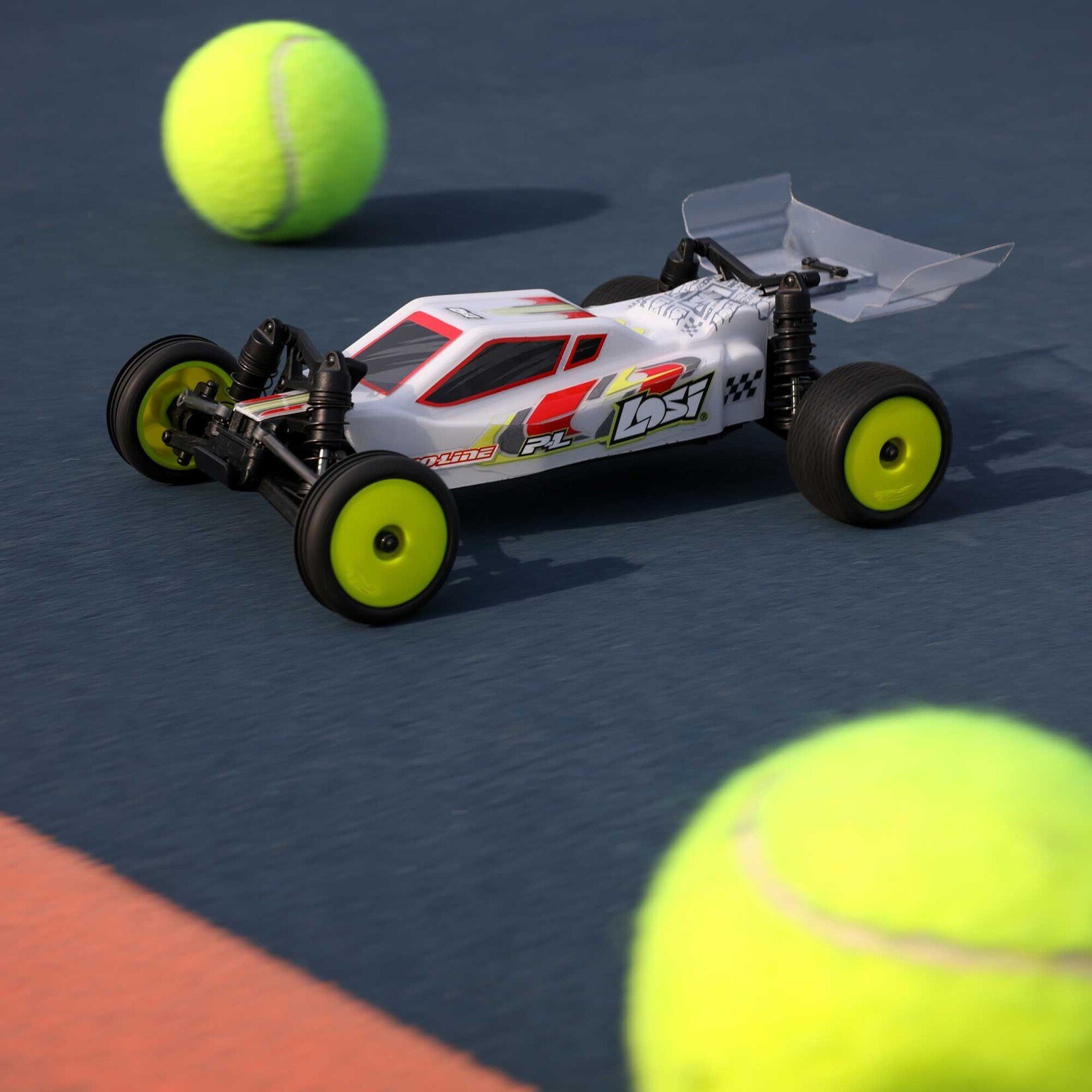 Losi 1/24 Micro-B 2WD Buggy RTR, White