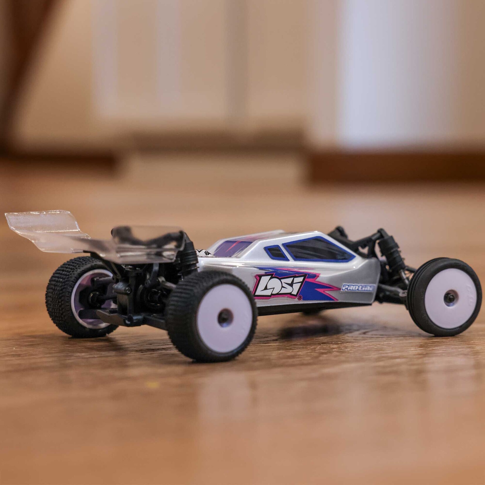 Losi 1/24 Micro-B 2WD Buggy RTR, Silver