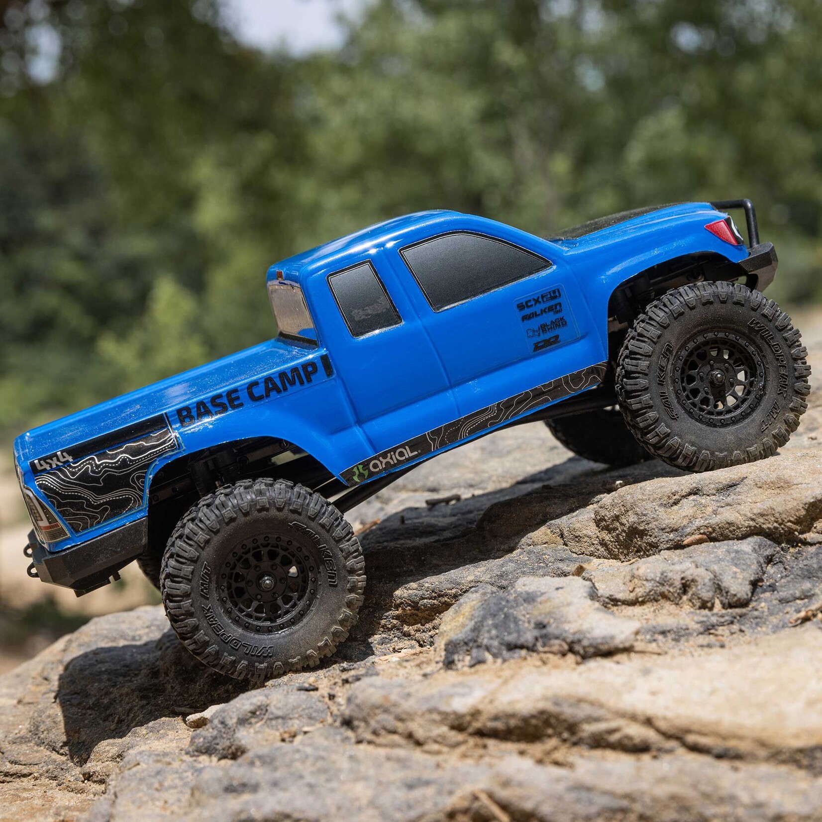 Axial 1/24 SCX24 Base Camp 4WD Rock Crawler Brushed RTR with Battery & Charger, Blue