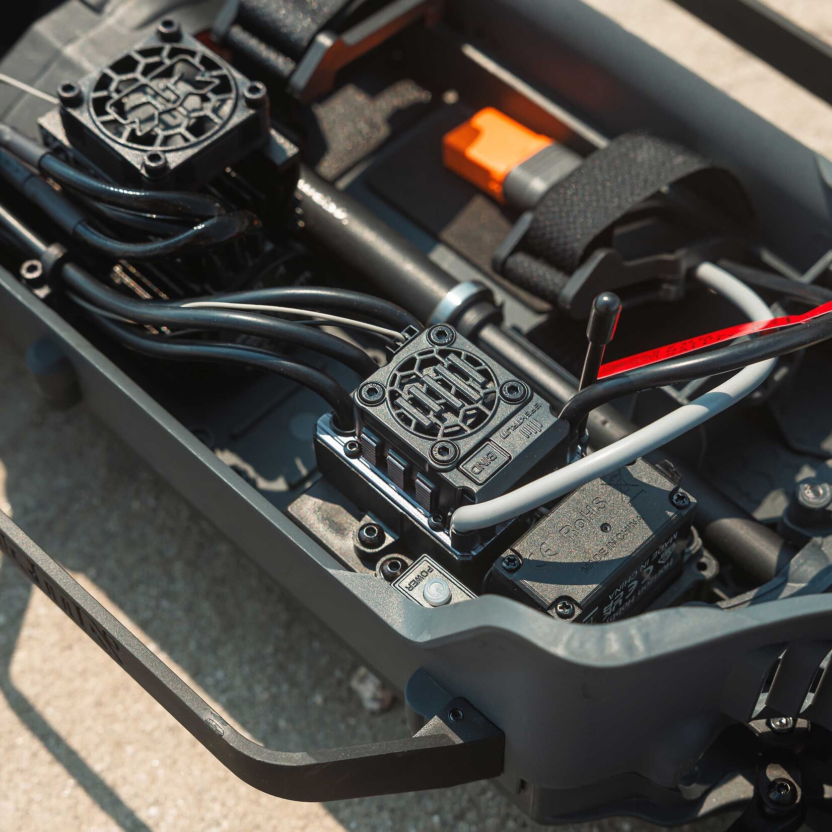 Arrma 1/10 SENTON 223S BLX Brushless 4X4 Short Course Truck RTR with DSC, Red