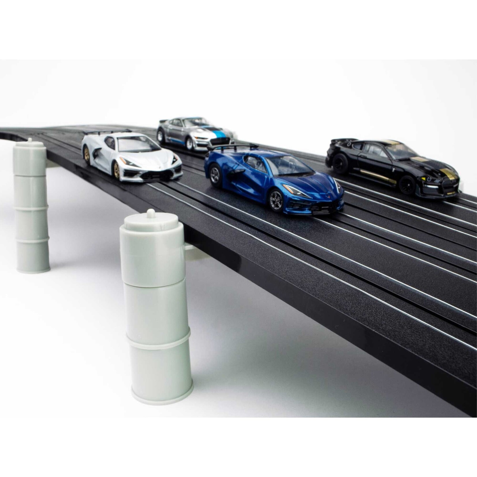 AFX Slot Cars 4 Lane Bridge Support, 4 pcs