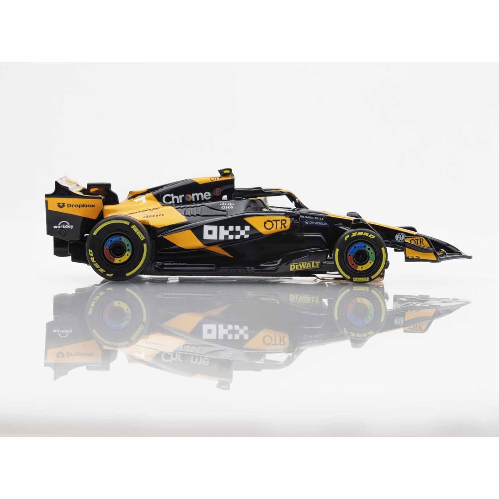 AFX Slot Cars HO 2024 McLaren Fomula-1 MCL38 #4 AU Mega G+ Slot Car