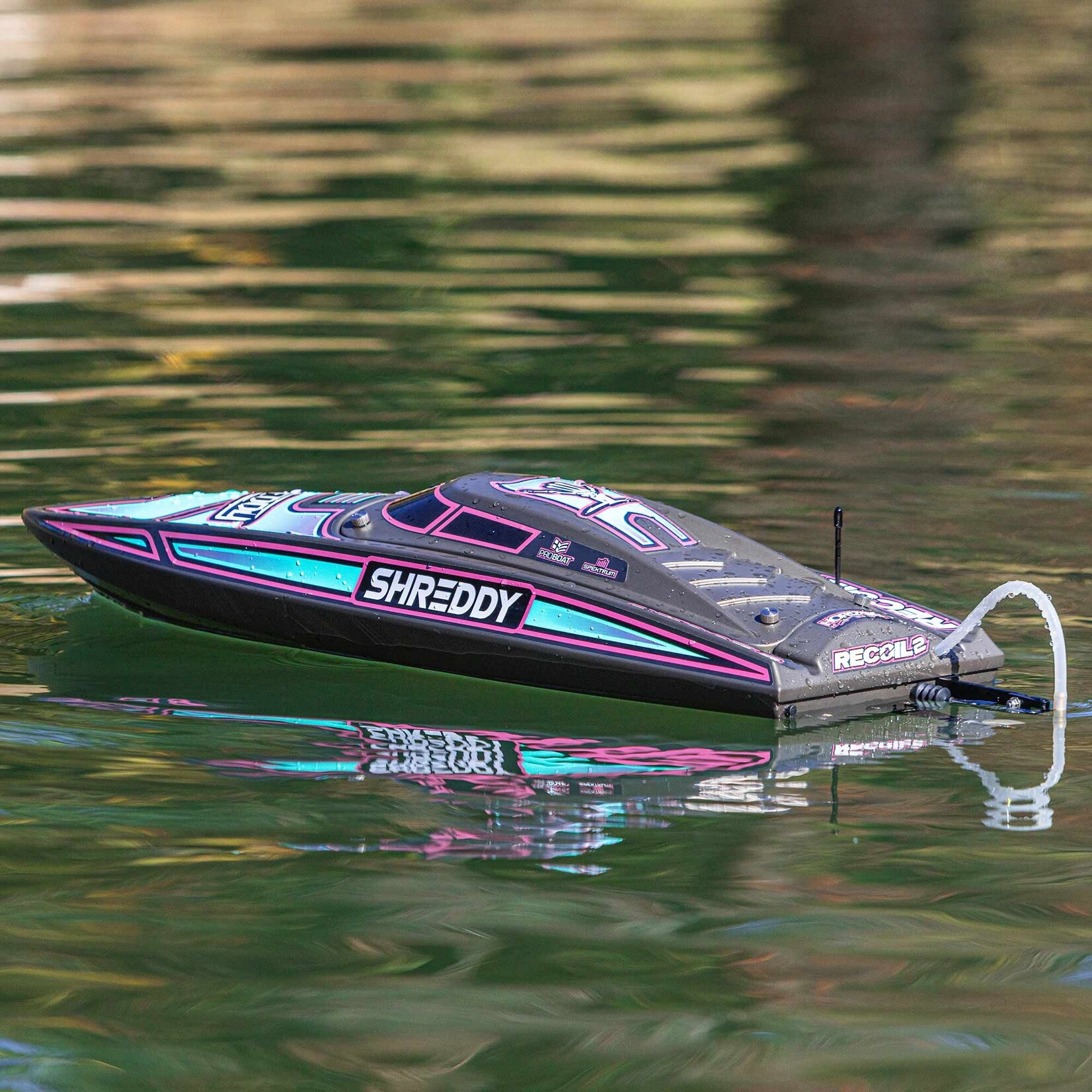 ProBoat Recoil 2 V2 26" Self-Righting Brushless Deep-V RTR, Shreddy