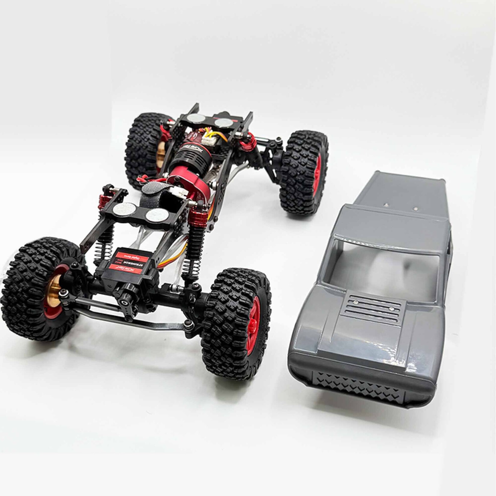 FuriTek 1/18 TerraX 4x4 4WS Rock Crawler Kit, Grey