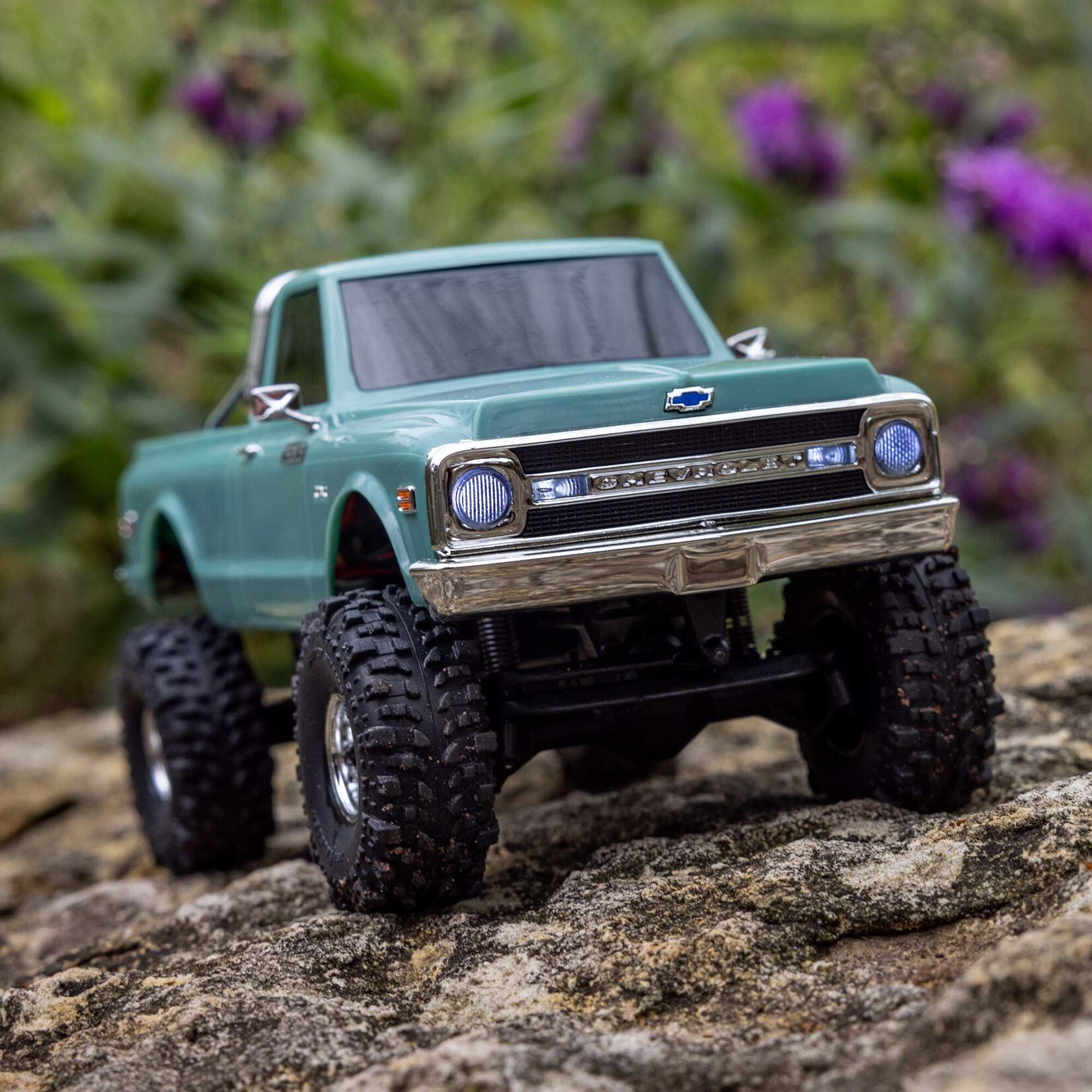 Axial 1/30 SCX30 Chevrolet K10 4X4 RTR Brushed Rock Crawler (Battery & Charger Included), Green