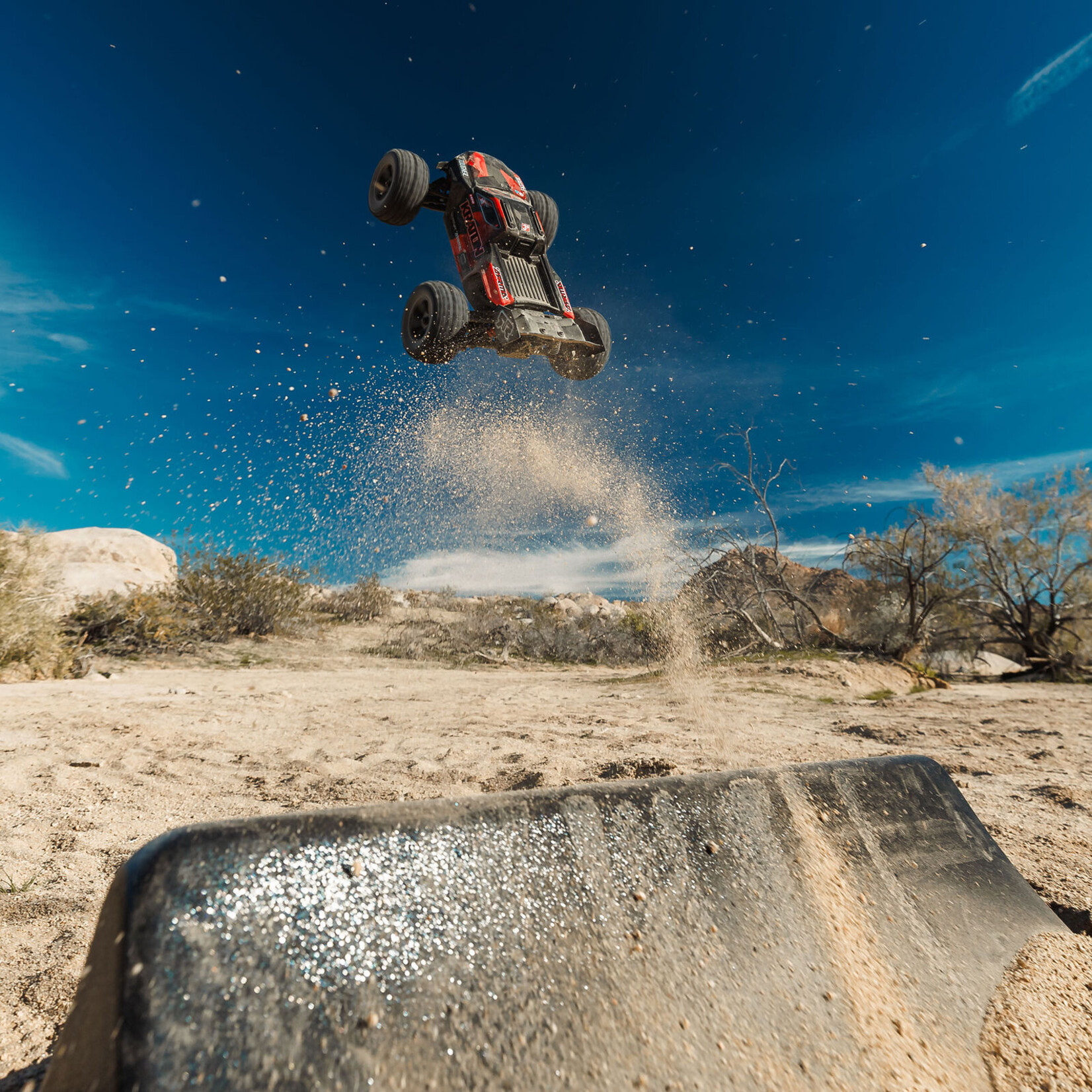 Arrma 1/16 MINI KRATON 3S DSC 4X4 RTR Brushless Speed Truck , Black/Red