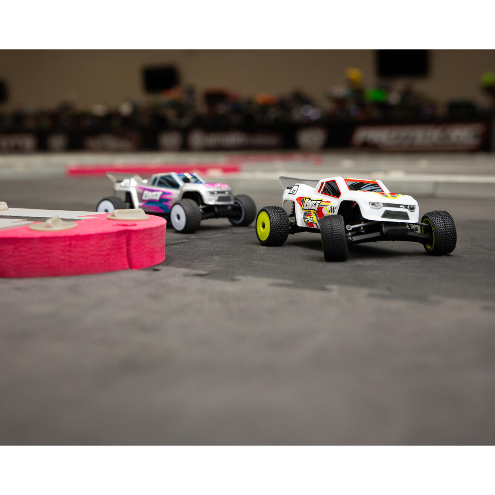 Losi 1/28 Micro-T 2S 2WD RTR Stadium Truck (Battery & Charger Included), White