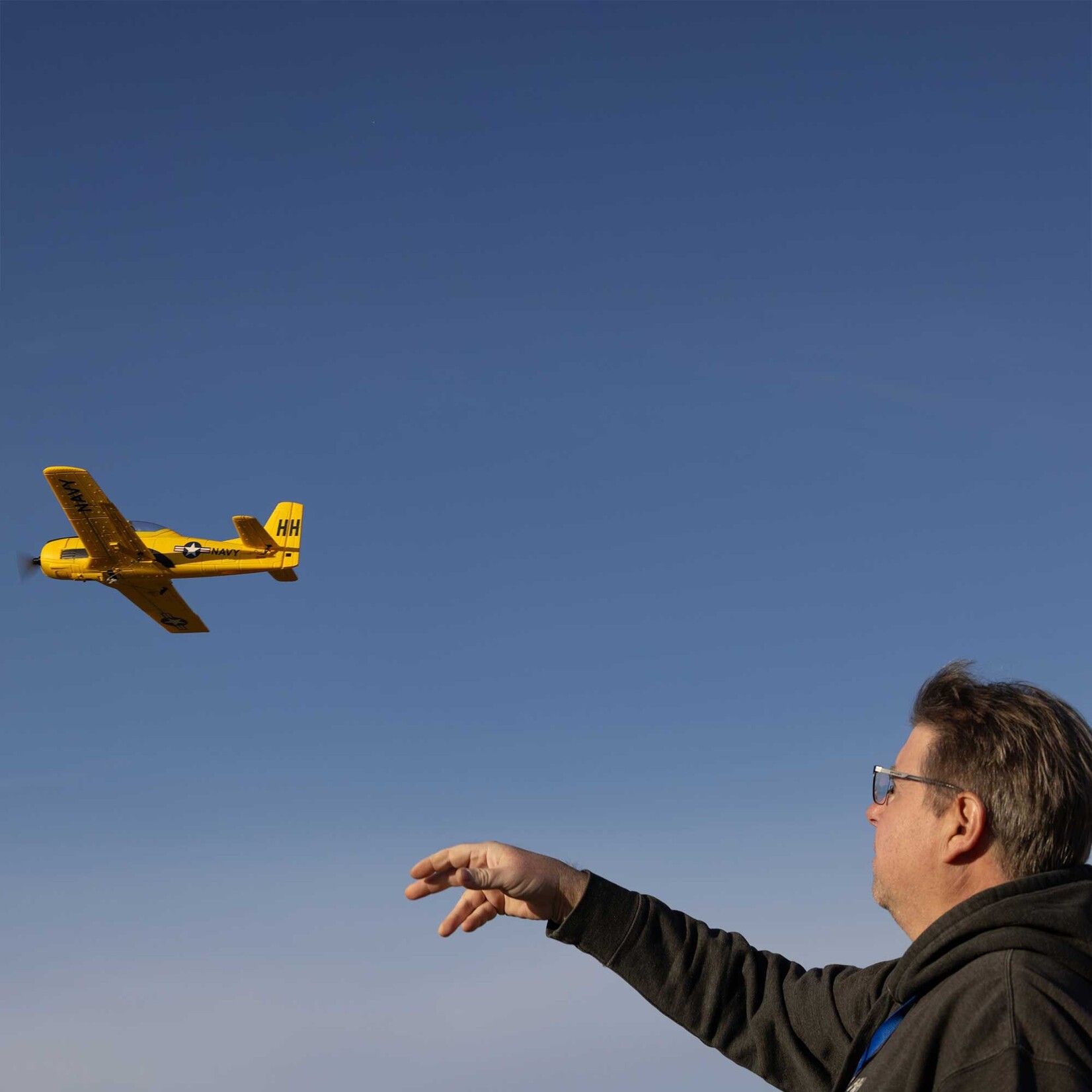 HobbyZone T-28 Trojan 450mm RTF with SAFE (2 Flight Batteries Included)