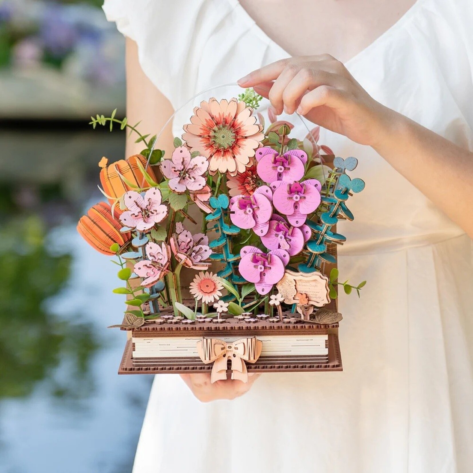 Robotime Wooden Blooming Book DIY Flower Bouquet 3D Puzzle