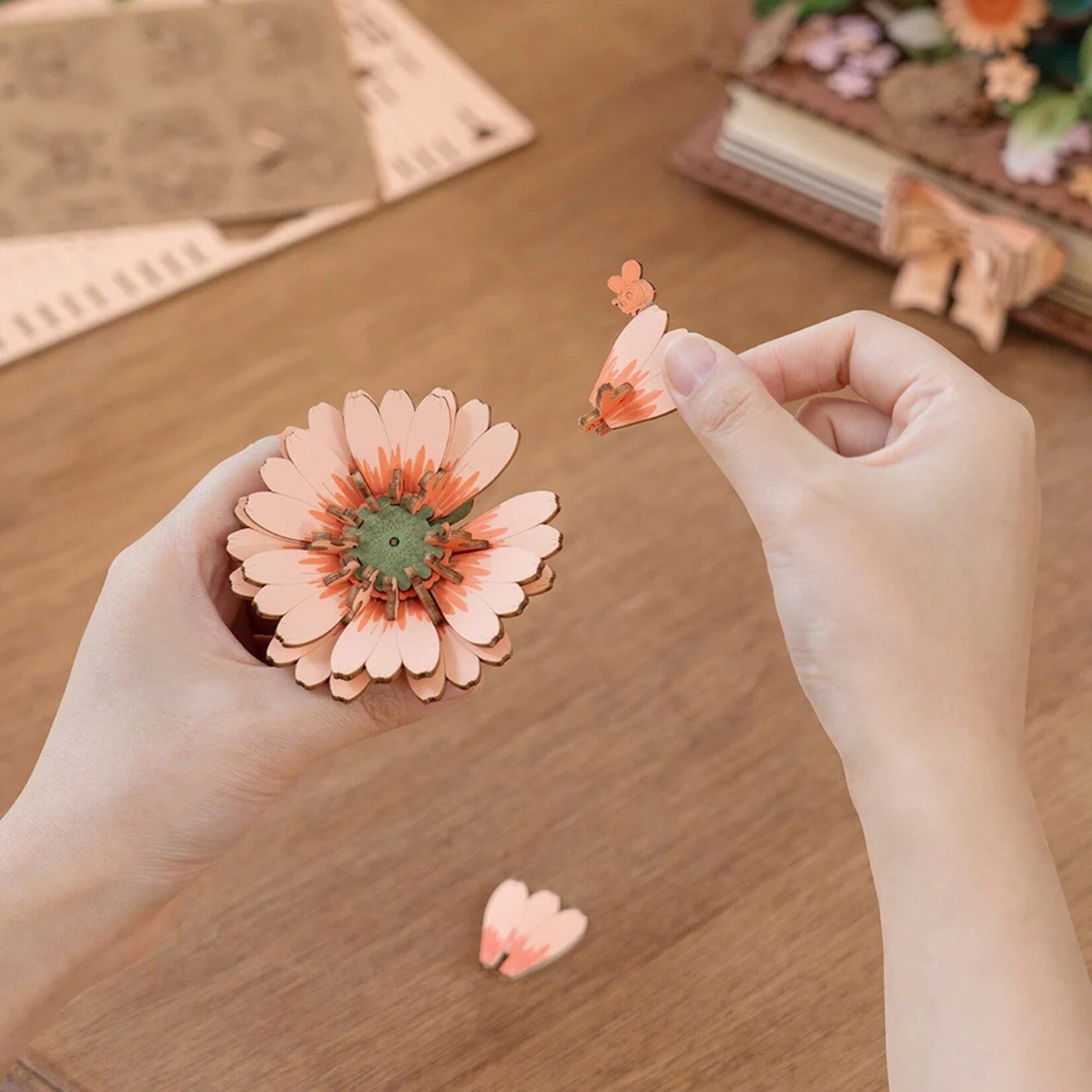 Robotime Wooden Blooming Book DIY Flower Bouquet 3D Puzzle