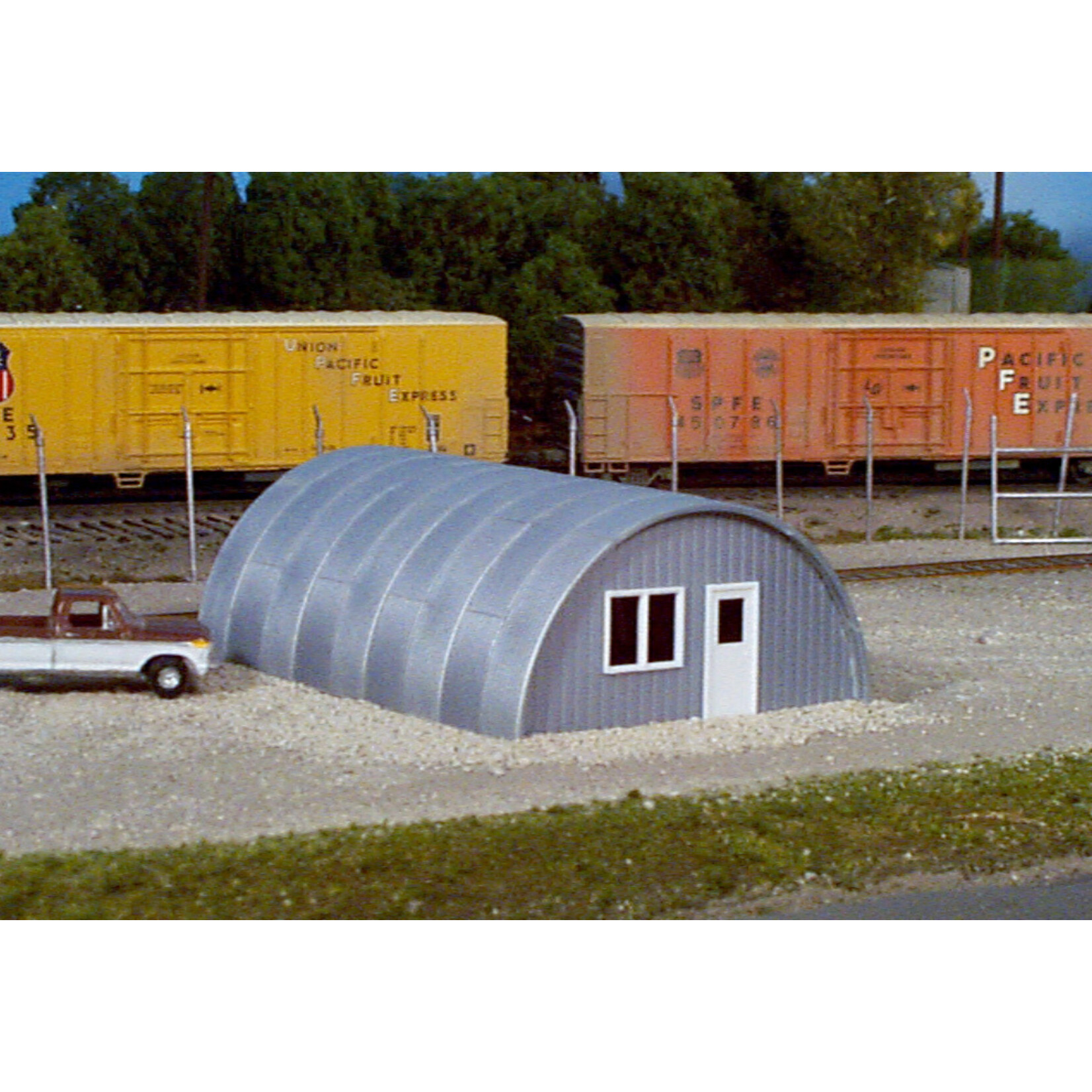 HO KIT Quonset Hut