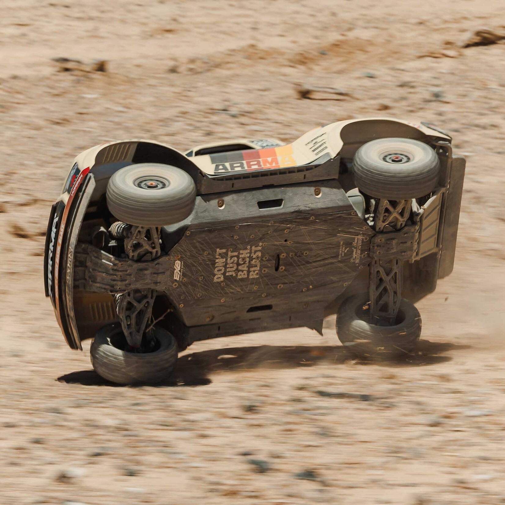 Arrma 1/7 MOJAVE 6S 4X4 RTR Brushless Desert Truck, Beige
