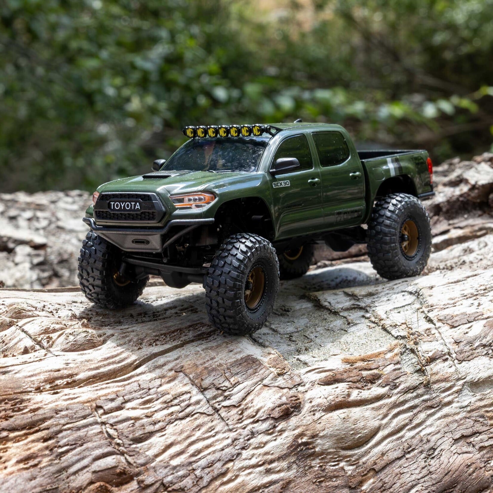 Axial 1/30 SCX30 Toyota Tacoma TRD Pro Extreme Off-Road 4X4 RTR Brushed Rock Crawler (Battery & Charger Included), Green