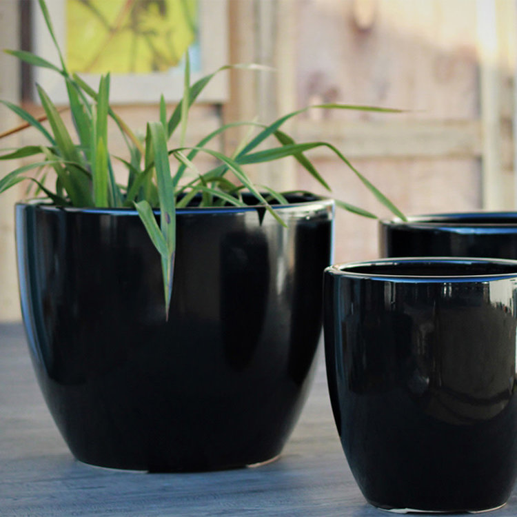 Pacific Home & Garden Large Jupiter Planter, Sable Black