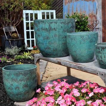 Pacific Home & Garden Suwannee Planter, Misty Green