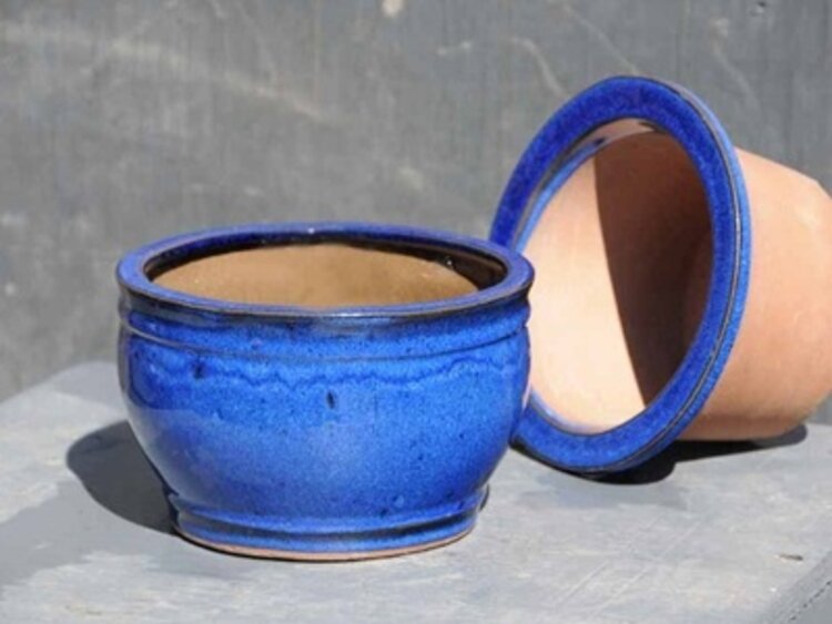 Round SW Pot, Falling Blue