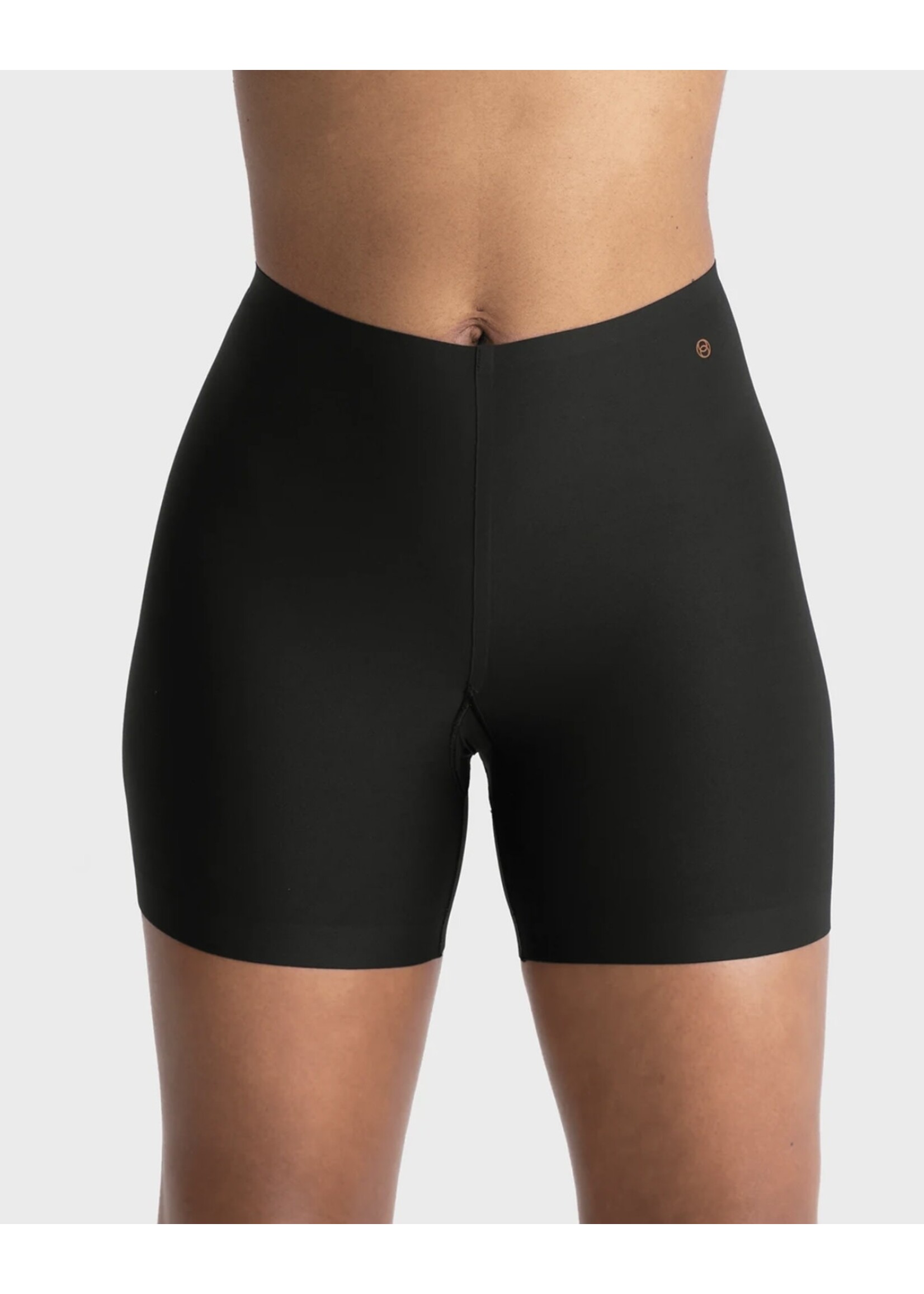 Evelyn & Bobbie LONGLINE GIRLSHORT