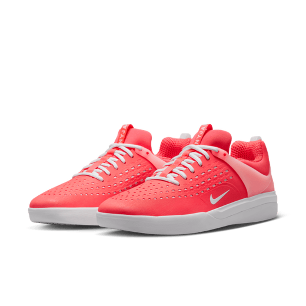 Nike SB Nike SB Zoom Nyjah 3 Hot Punch/White