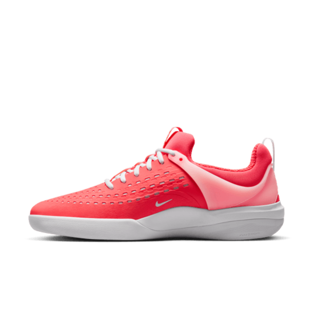 Nike SB Nike SB Zoom Nyjah 3 Hot Punch/White