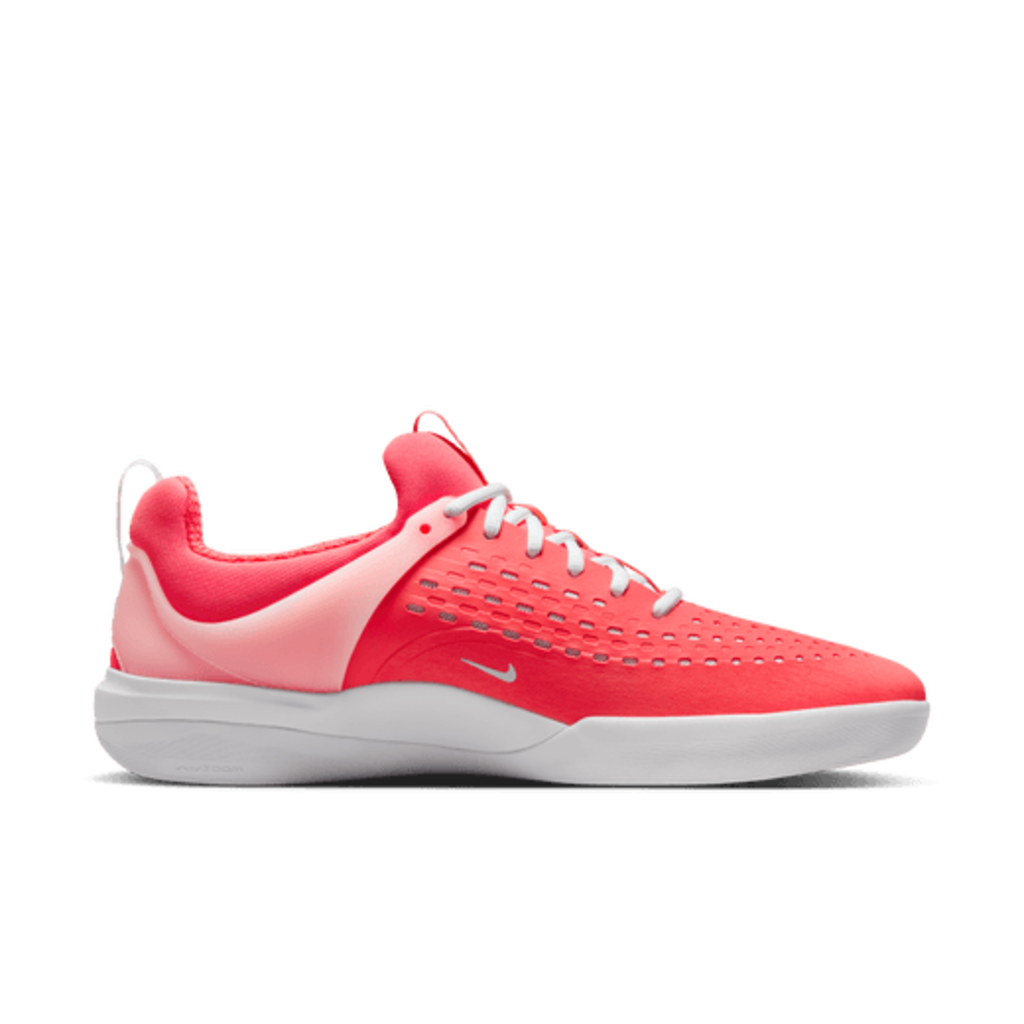Nike SB Nike SB Zoom Nyjah 3 Hot Punch/White