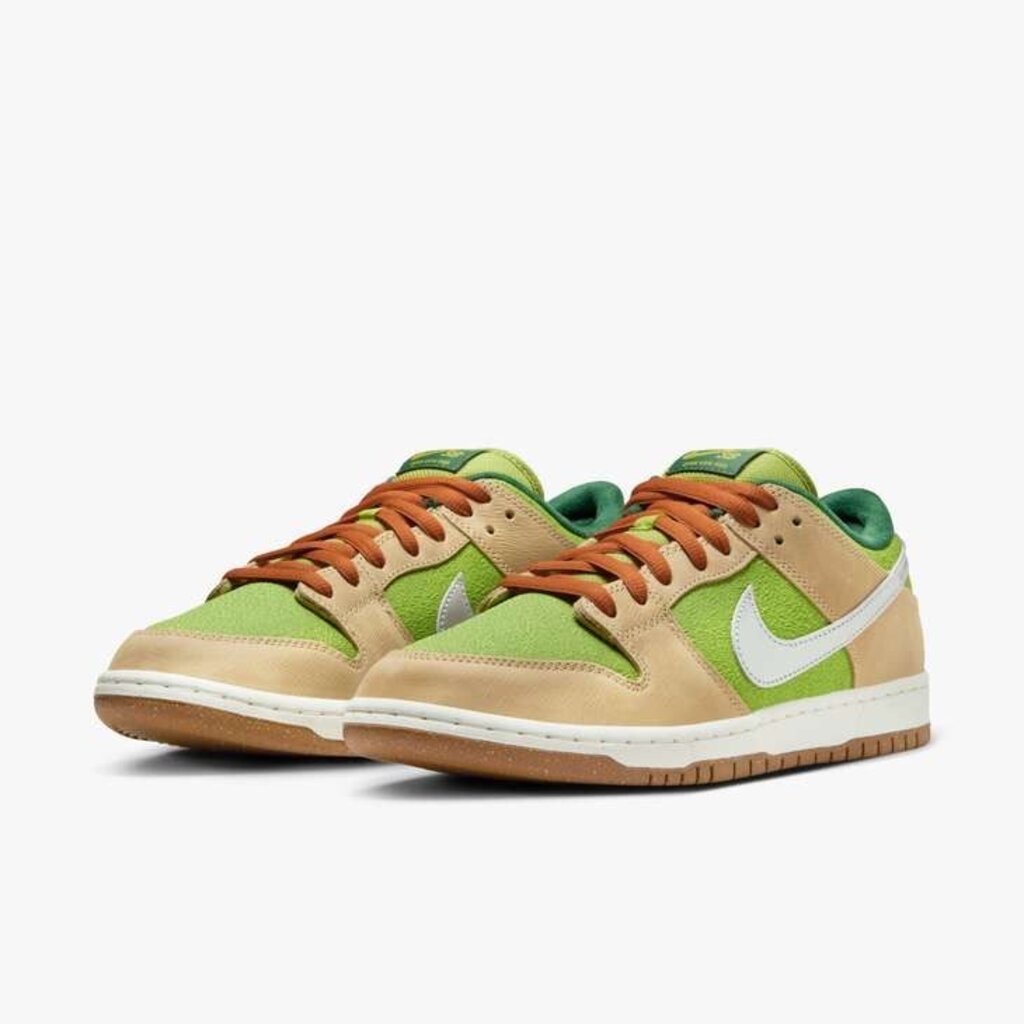 Nike SB Nike SB Dunk Low Pro Sesame/Metallic Silver