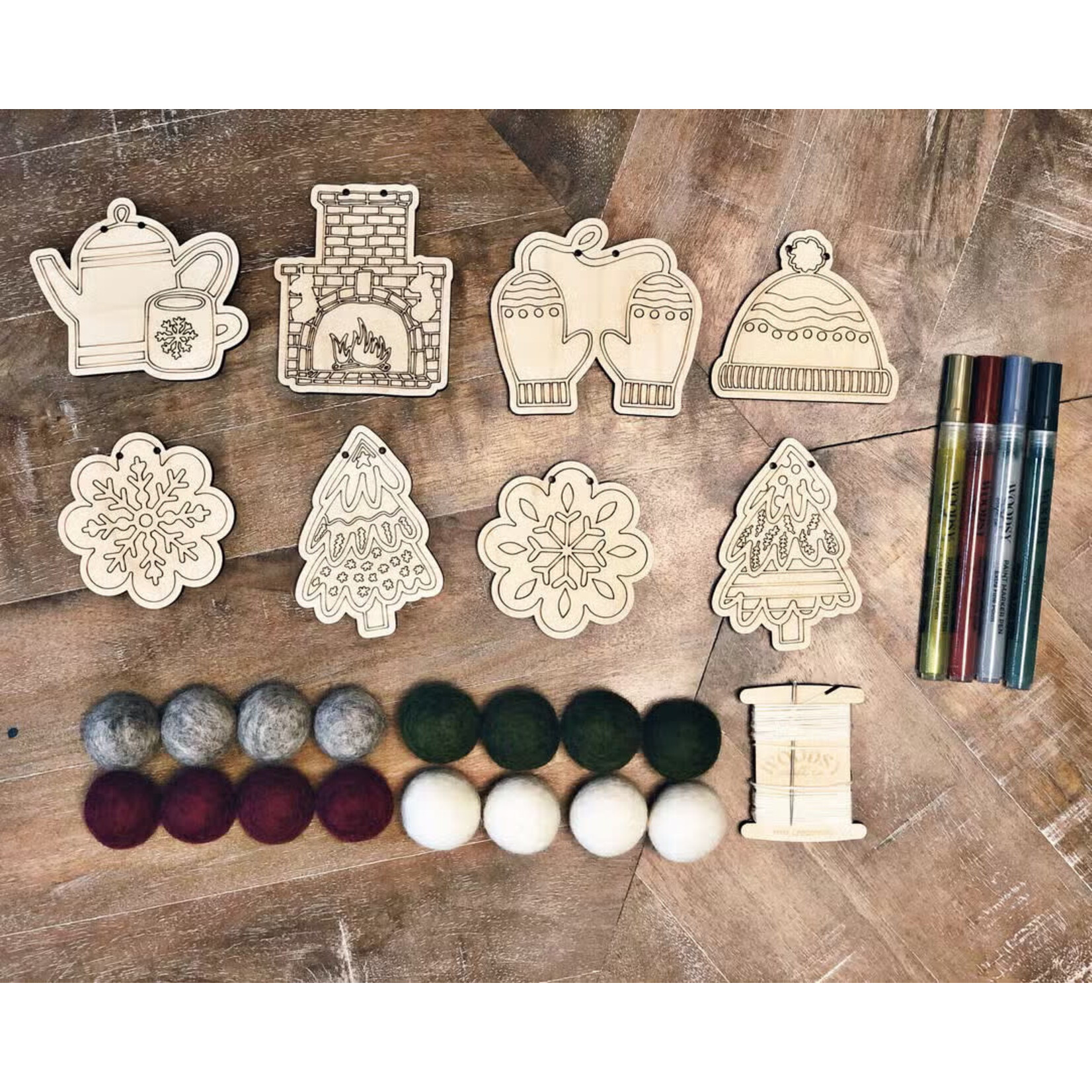 The Woodsy Craft Co The Cozy Christmas Garland Kit