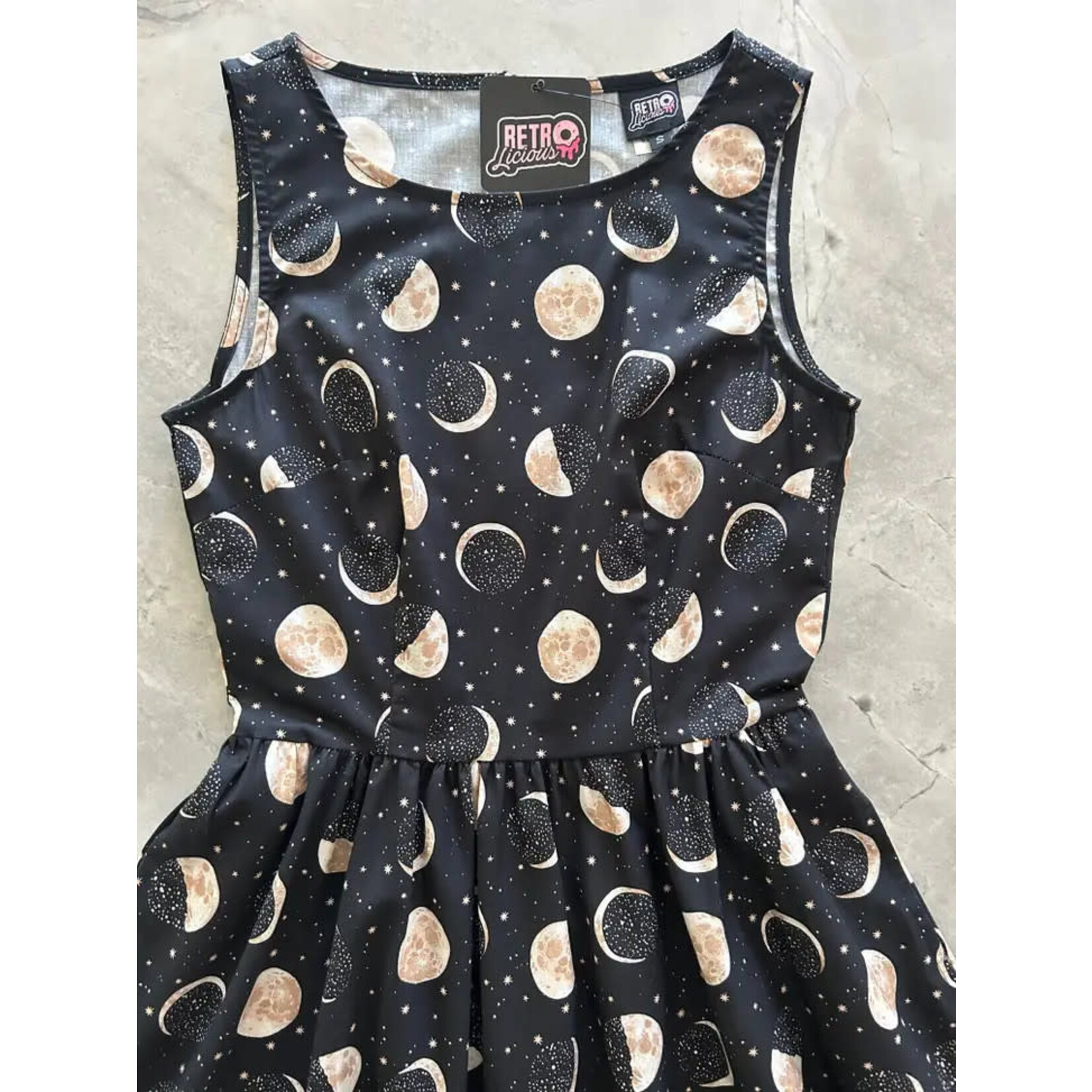 Retrolicious Moon Vintage Midi Dress