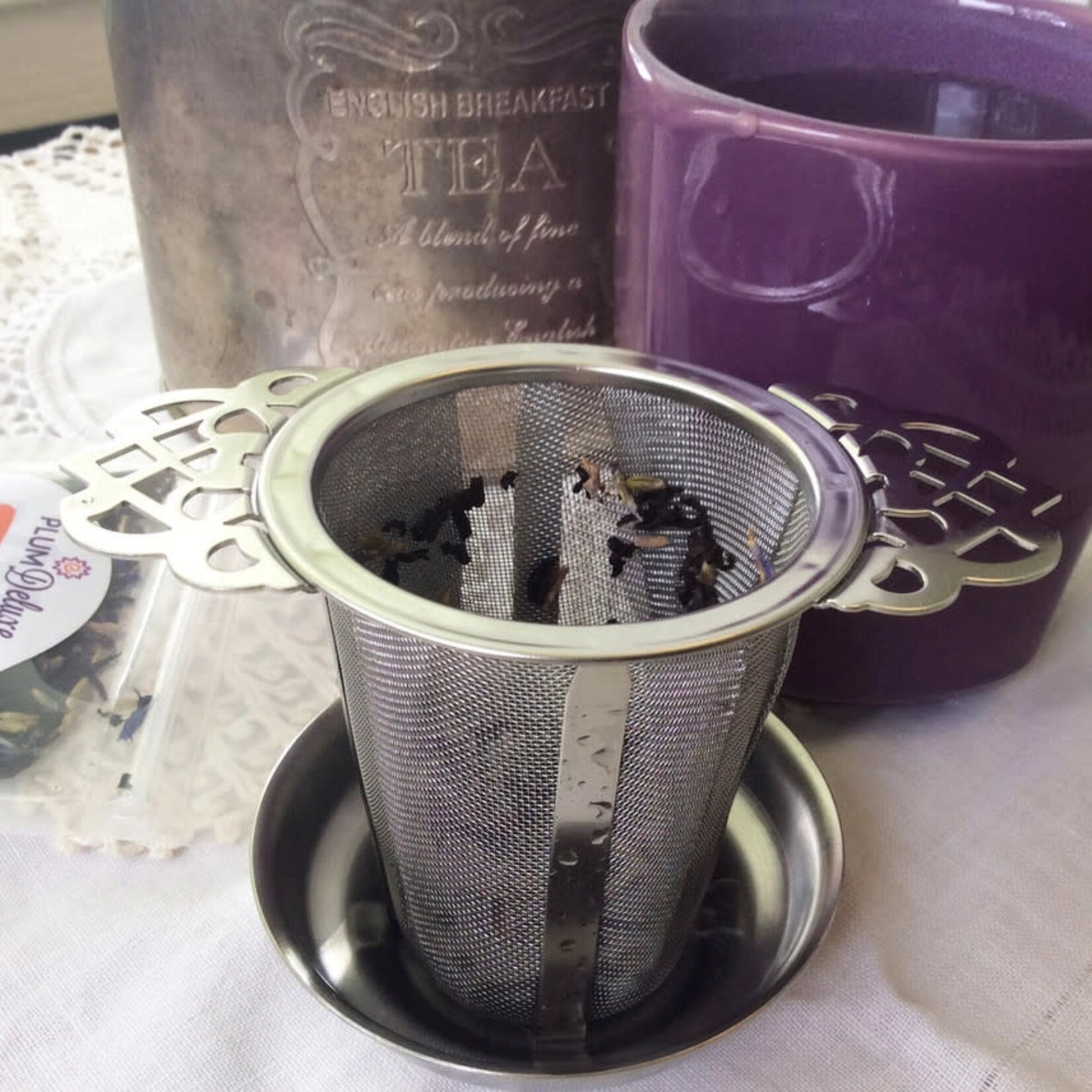 Plum Deluxe Tea Victorian Mesh Tea Infuser