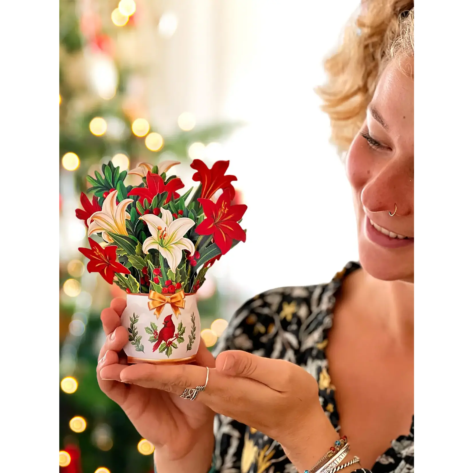 Freshcut Paper Mini Winter Joy Pop Up Bouquet