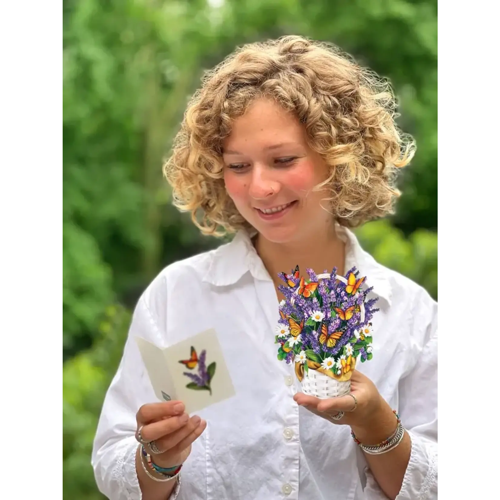FreshCut Paper Mini Lavender & Butterflies Pop Up Bouquet