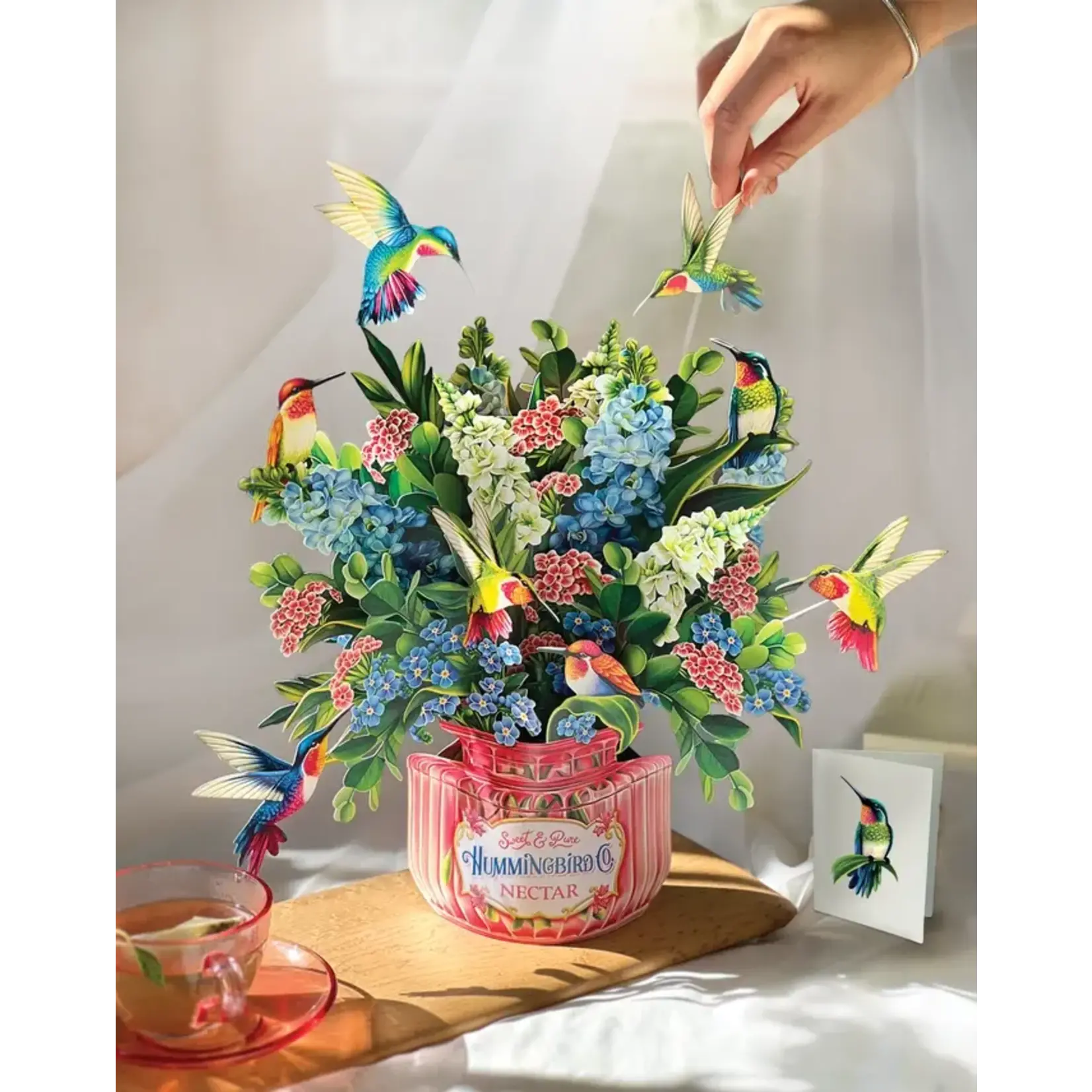 FreshCut Paper Hummingbird Oasis Pop Up Bouquet